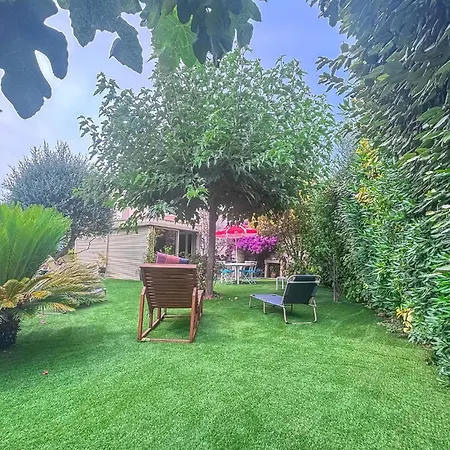 Cozy In With Swimming Pool La Ciotat